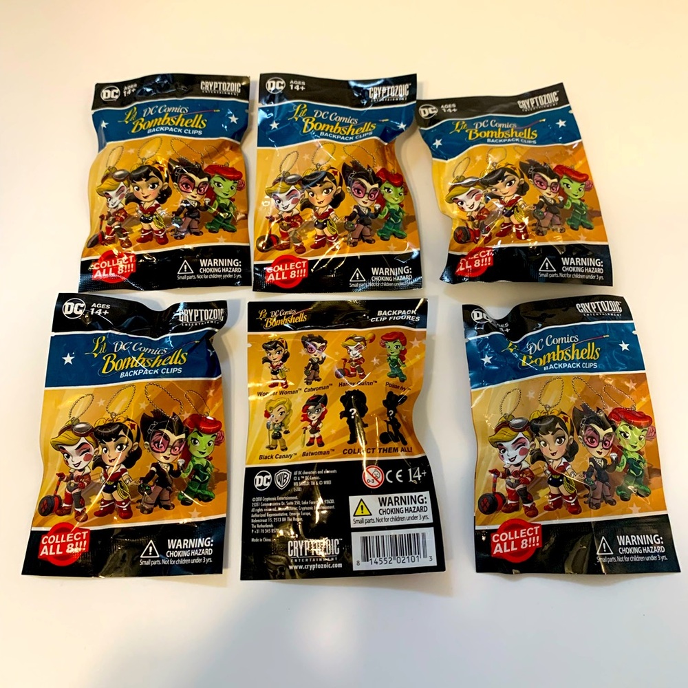 DC Comics lol bombshells backpack clips bundle of (6) random blind bags new